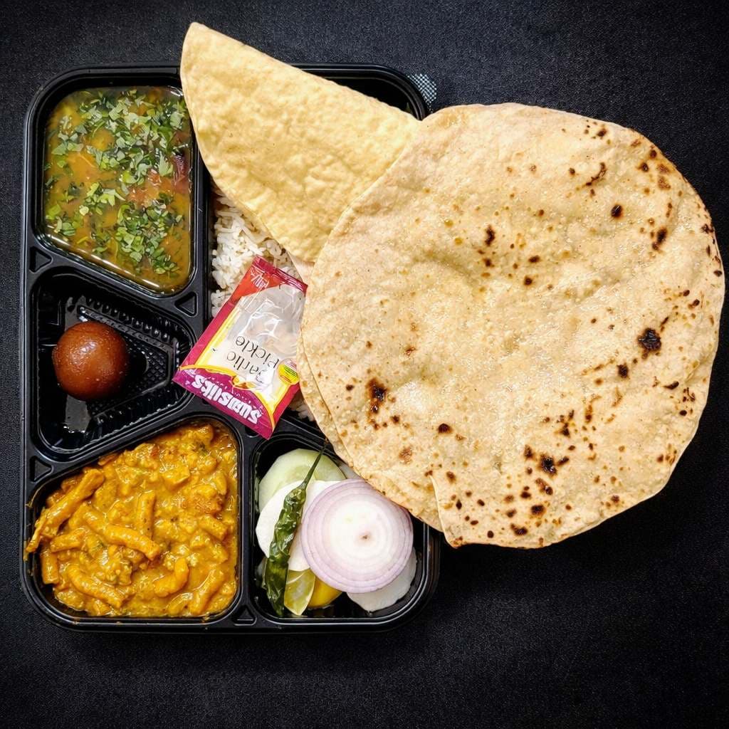 Sev Tamatar Thali